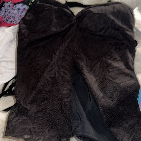 NWT 124.00 14 TAKINI TOP TUMMY-CONTROL BRA SUPPORT HIGH WAISTED TUMM BRIEF BLACK - Picture 4 of 9